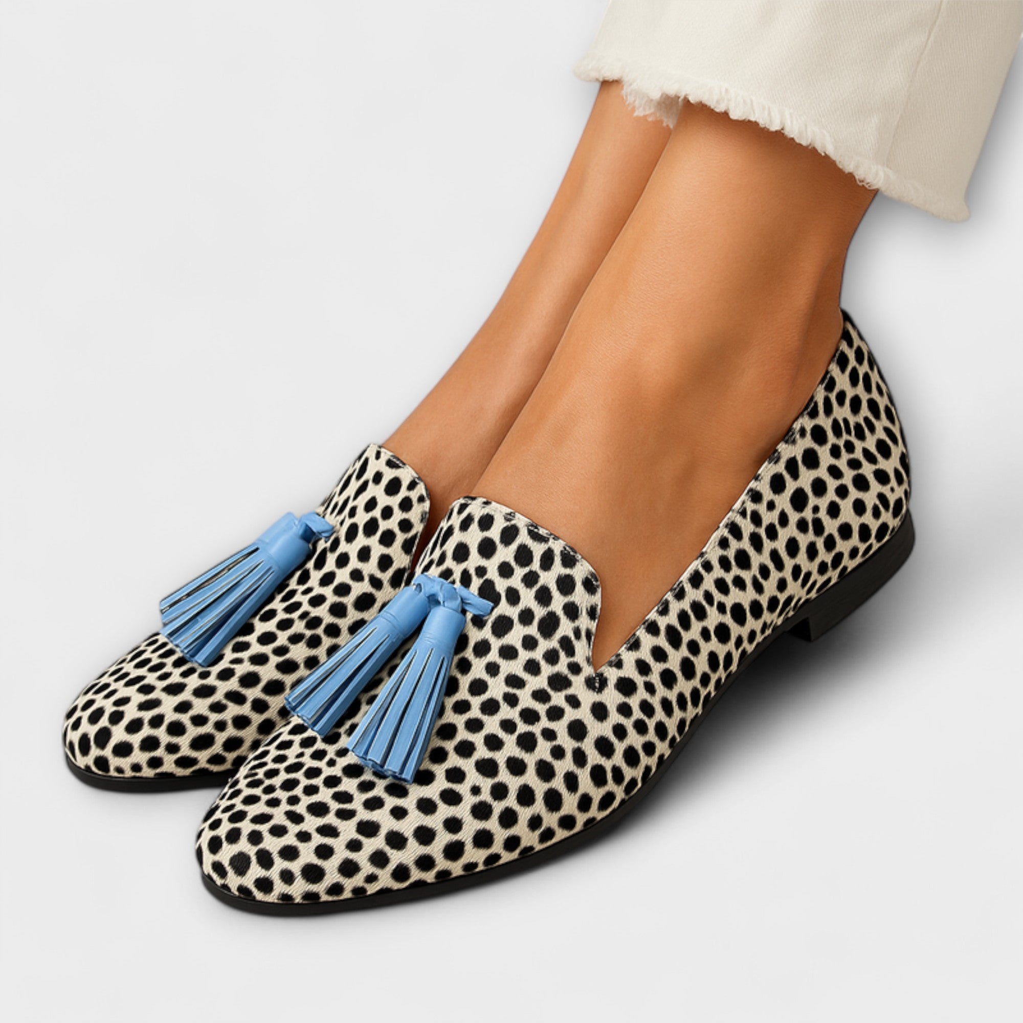 Mira - Loafers with Tassel